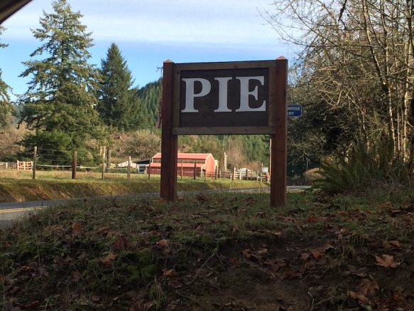 Benton County Pie Company road sign